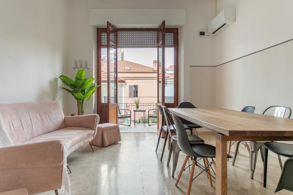 Buscine Home Pescara Centro - Palma Gratuita In Lido Attrezzato Exterior photo